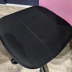 【急募】オフィスチェア ピンクの画像