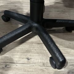 【急募】オフィスチェア ピンクの画像