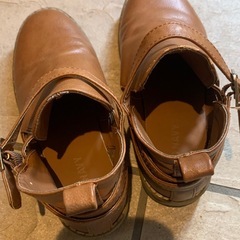 ショートブーツ　ベビー　12cm  ブーツ　革靴の画像