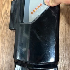 電動自転車バッテリー充電器の画像