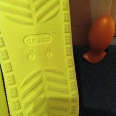 crocs　サンダルメンズの画像