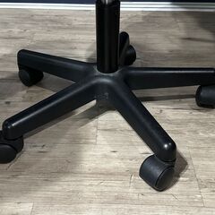 【急募】オフィスチェア　紫の画像