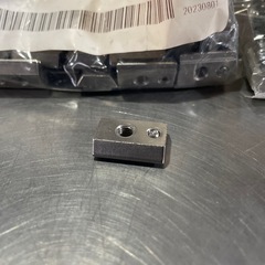 HNTRSN8-5 30個 SHNTP8-8 42個 HNTRSN8-4 38個 ロックナット アルミフレーム用 後入れの画像