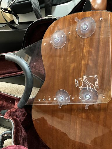 YAMAHAクラシックギター　支持具　ギターリフト(Guitar Lift)　ハードケース