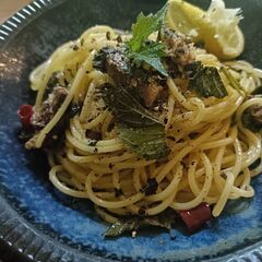 道ばたの青紫蘇で♪