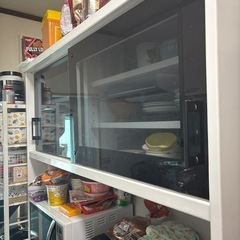 食器棚の画像
