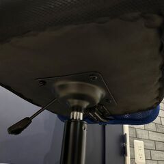 【急募】オフィスチェア　青の画像