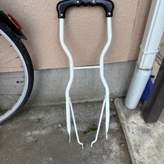 自転車の補助の画像