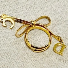 Dior リボン リング ゴールド　の画像
