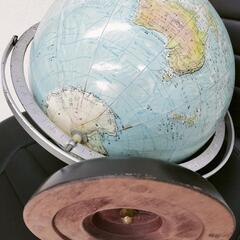 中古 地球儀 アンティーク50年前 球体直径30cmの画像