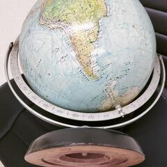 中古 地球儀 アンティーク50年前 球体直径30cmの画像