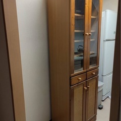 無料⭐︎食器棚 キッチン収納 キャビネット 引き出し2箇所の画像