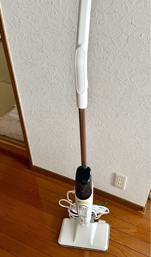 スチームクリーナー  使用回数2回のみの美品
