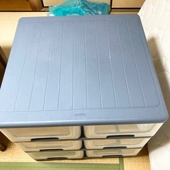 プラスチック製収納ケースの画像