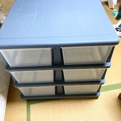 プラスチック製収納ケースの画像