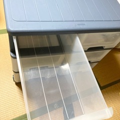プラスチック製収納ケースの画像