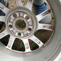 プリウスα純正アルミホイル の画像