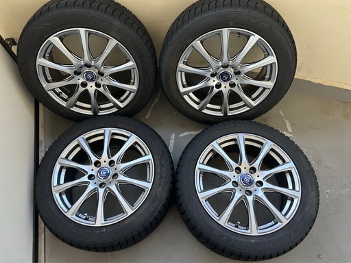 205/55R17 95Q トーヨー ウィンタートランパス スタッドレスタイヤ 17インチ 5H114.3 VOXY NOAH