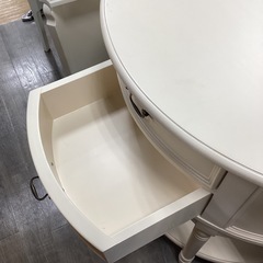 【軽トラック貸出無料！】LAURA ASHLEY コンソールチェストの画像