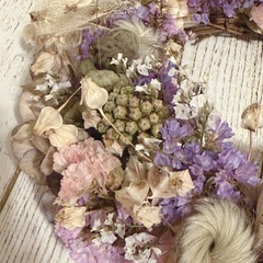 【ハンドメイド】やさしい紫陽花色のドライフラワーリースの画像