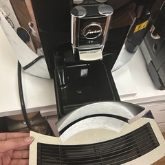 ☕【閉館ホテル特売】JURA E8 高級全自動コーヒーマシン✨定価21万円→特価58,000円！の画像