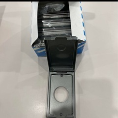 パナソニック　WN9904K　金属防滴 φ41 コンセントプレート