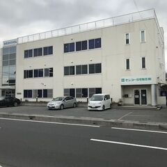 住宅資材の配送ドライバーの画像