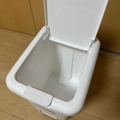 ニトリ 2wayペダルペール 20Lの画像