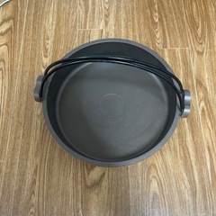 すき焼き鍋の画像
