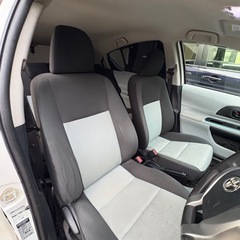 【受付再開】 やり取り早い方優先します！  車検長め‼️平成25年式 トヨタ アクア ハイブリッド 🚙 ⸒  エンジン、エアコン、バッテリー好調‼️の画像