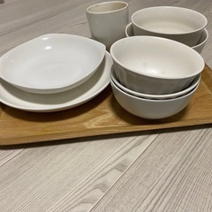 食器の画像
