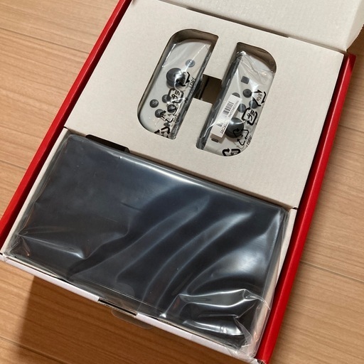 美品★Nintendo Switch(有機ELモデル)ホワイト HEG-S-KAAAA