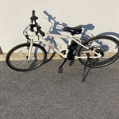 電動アシスト自転車26インチクロスバイクの画像