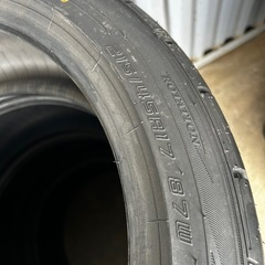 プリウスに🛞215/45R17 ダンロップ 新品4本工賃込み❗️の画像