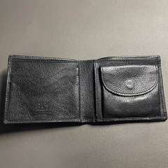 IL BISONTE（イルビゾンテ）レザー二つ折り財布の画像