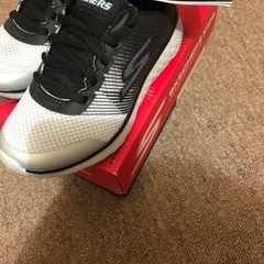 新品　スケッチャーズ　17.0の画像