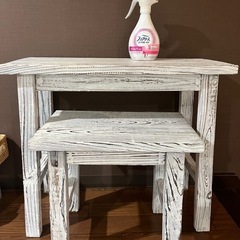 コーナーテーブル　サイドテーブル　飾りテーブル　カフェの画像