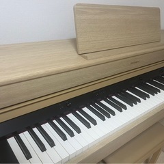 【美品】Roland 電子ピアノ HP702-LA（ライトオーク調）の画像