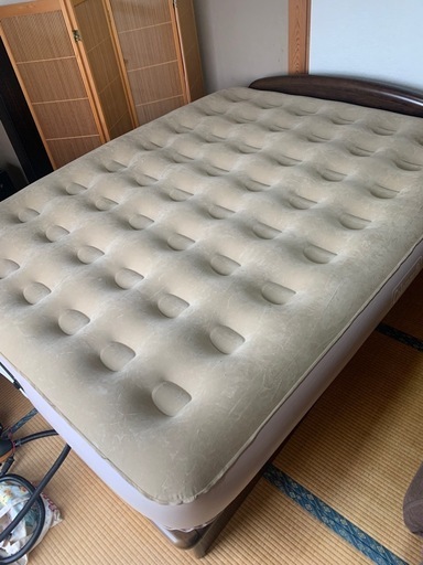 コールマンエアーベッドダブルサイズポンプ内蔵