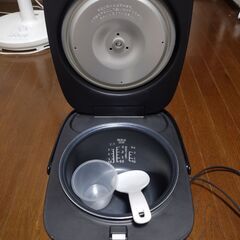 炊飯器の画像
