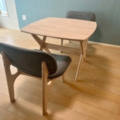 ★美品★ニトリ　2人用ダイニングテーブルとチェアセット90cmの画像