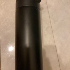 新品未使用の水筒の画像