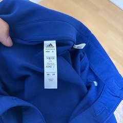 ゴルフウェア　アディダス　長袖の画像