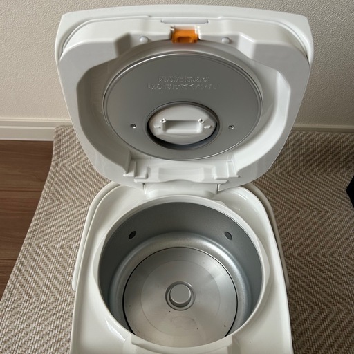 象印 5.5合炊き炊飯器