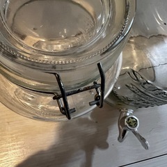 ガラスの瓶の画像