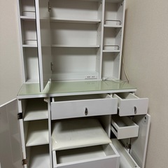 ドレッサーの画像