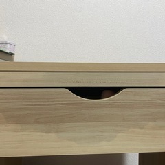 ドレッサーデスクの画像