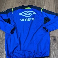 アンブロ　ウィンドブレーカー　サッカー　ランニング　トレーニングの画像