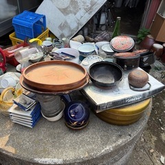 引き取り限定！食器類差し上げます！の画像