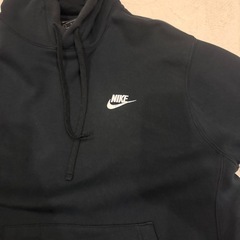 NIKEトレーナーの画像